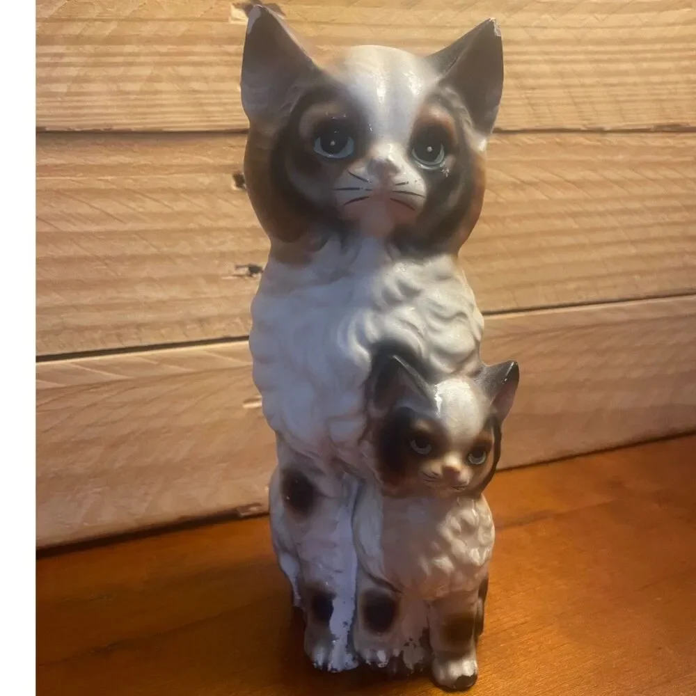 vintage ceramic mother cat with a kitten. 6in tall.